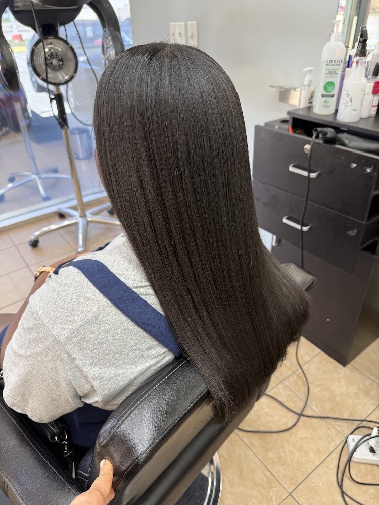 Yosis Dominican Hair Salon primary photo