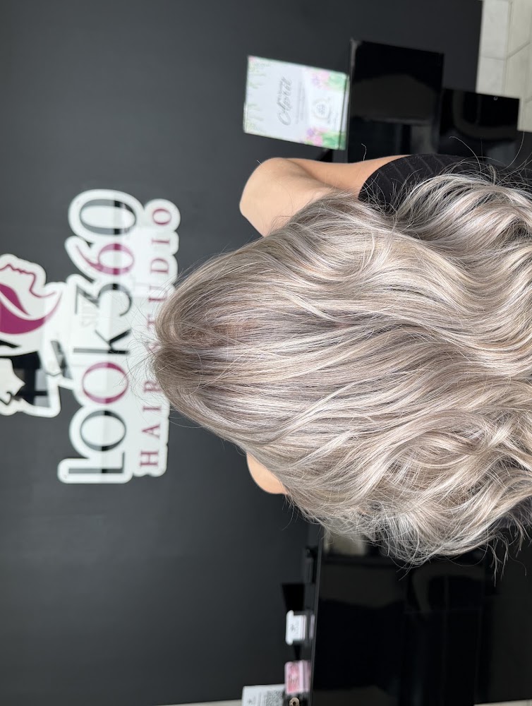 LOOK 360 hair studio view 3