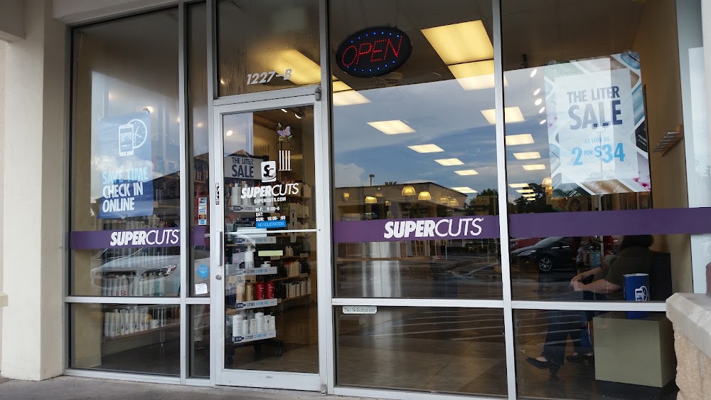 Supercuts view 3
