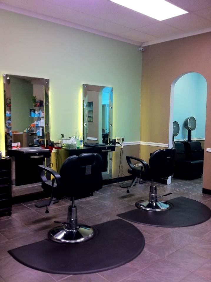 Salon Gallery view 4