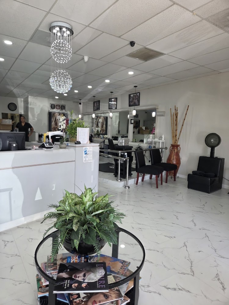 Trendy Hair Studio primary photo