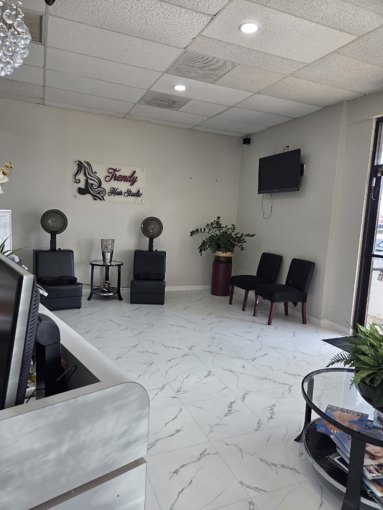 Trendy Hair Studio view 4