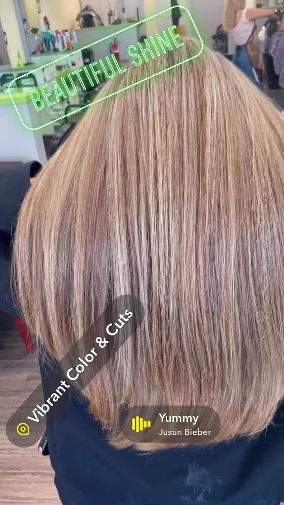 Vibrant Color & Cuts view 4