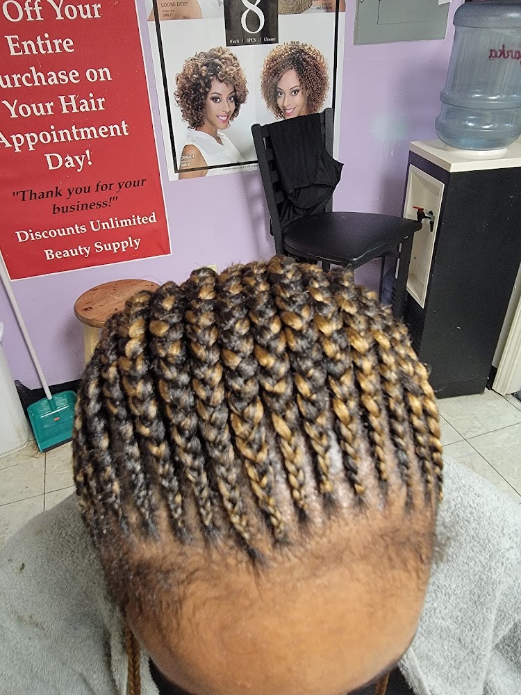 Royal hair salon primary photo