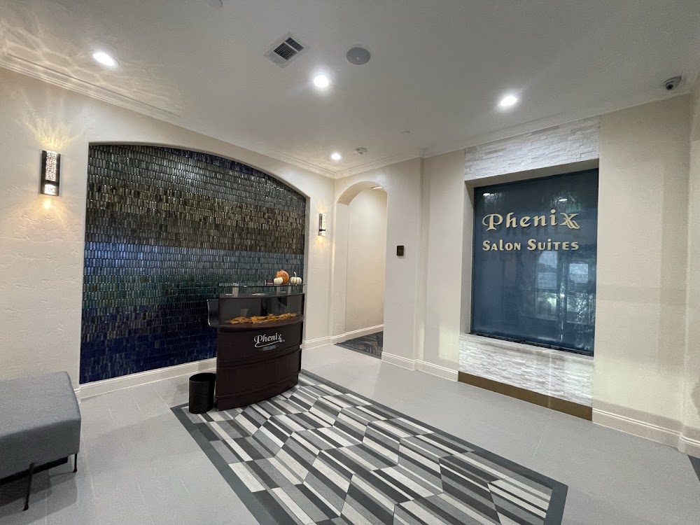 Phenix Salon Suites - River Oaks view 2