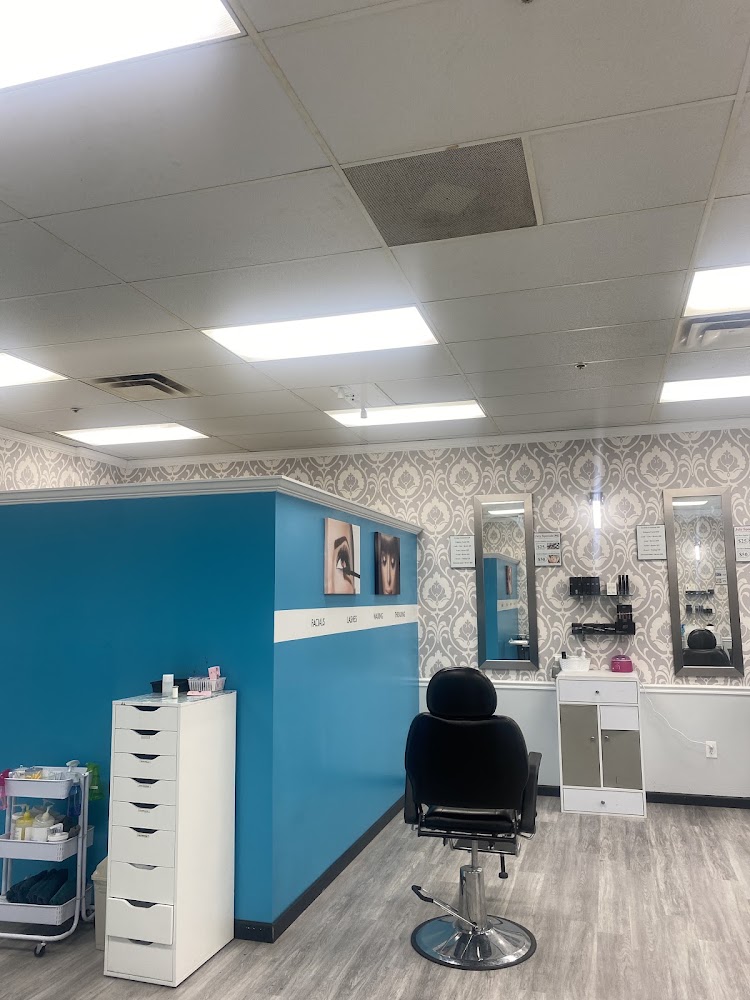 Em Lash Studio view 2