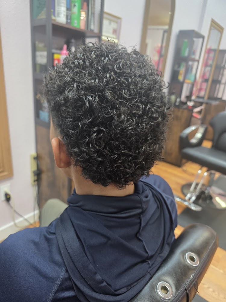 April's Hair Salon view 2