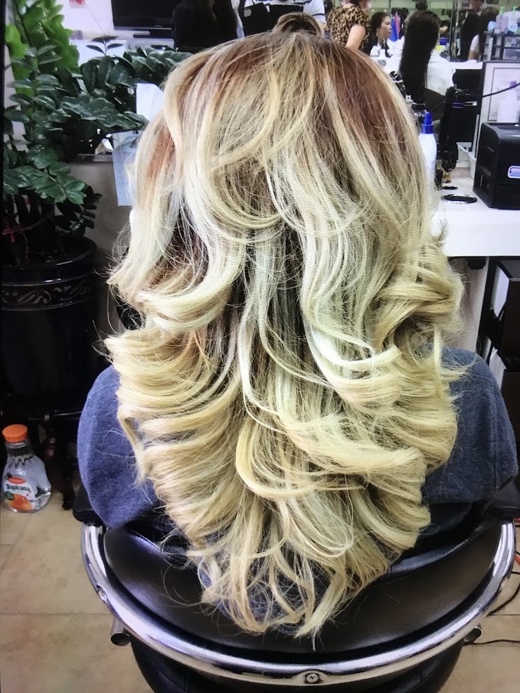 HelenHair view 3