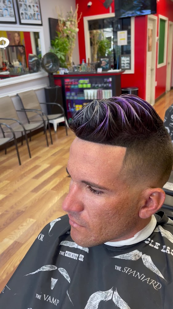 LION'S Barber Beauty Salon view 4