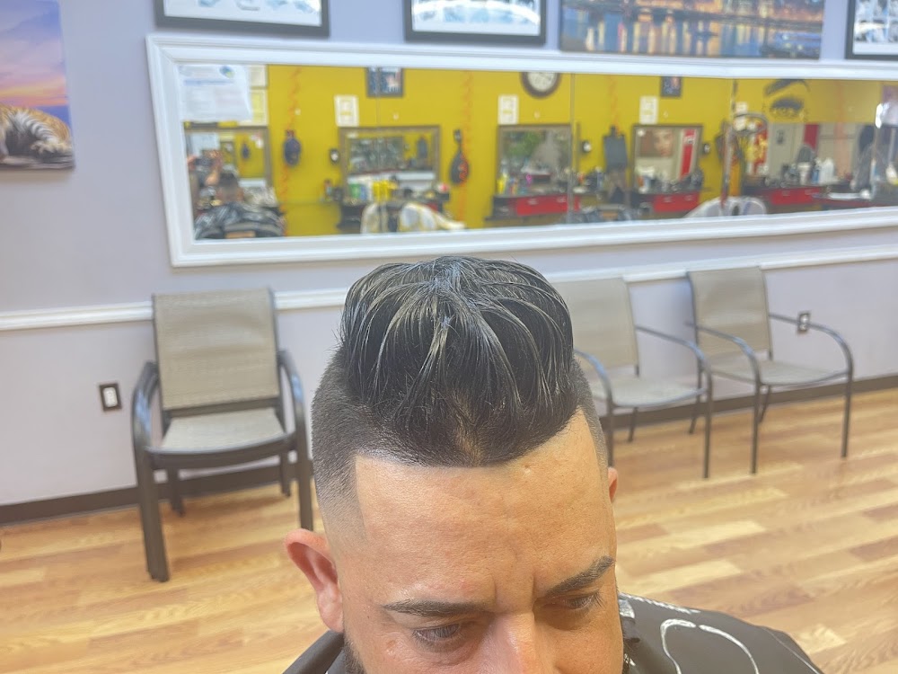 LION'S Barber Beauty Salon view 5