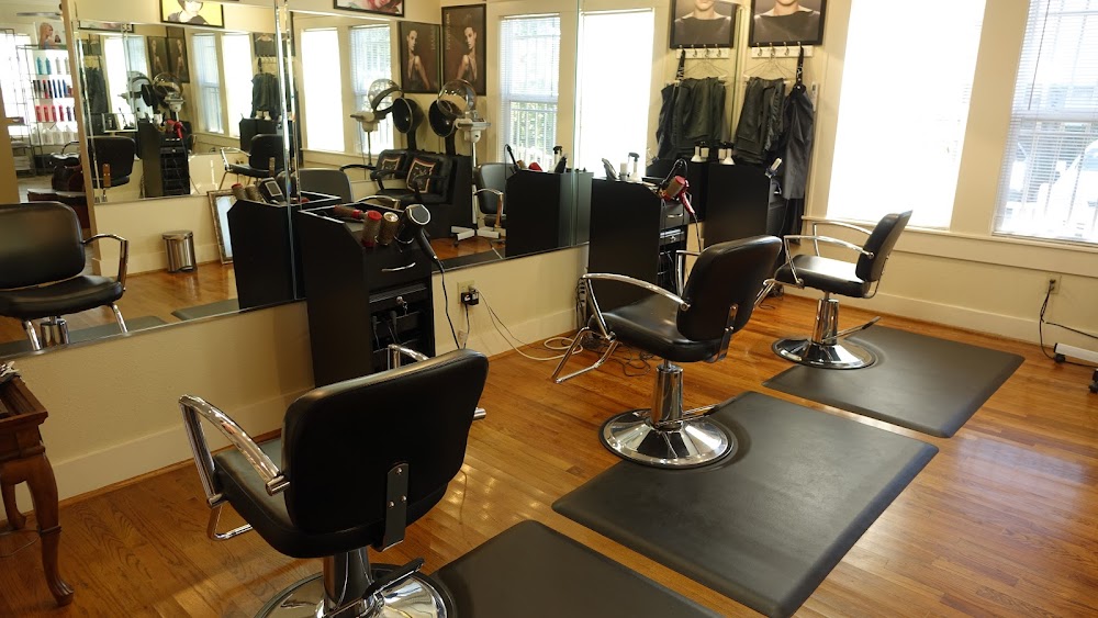 901 Salon & Boutique view 3