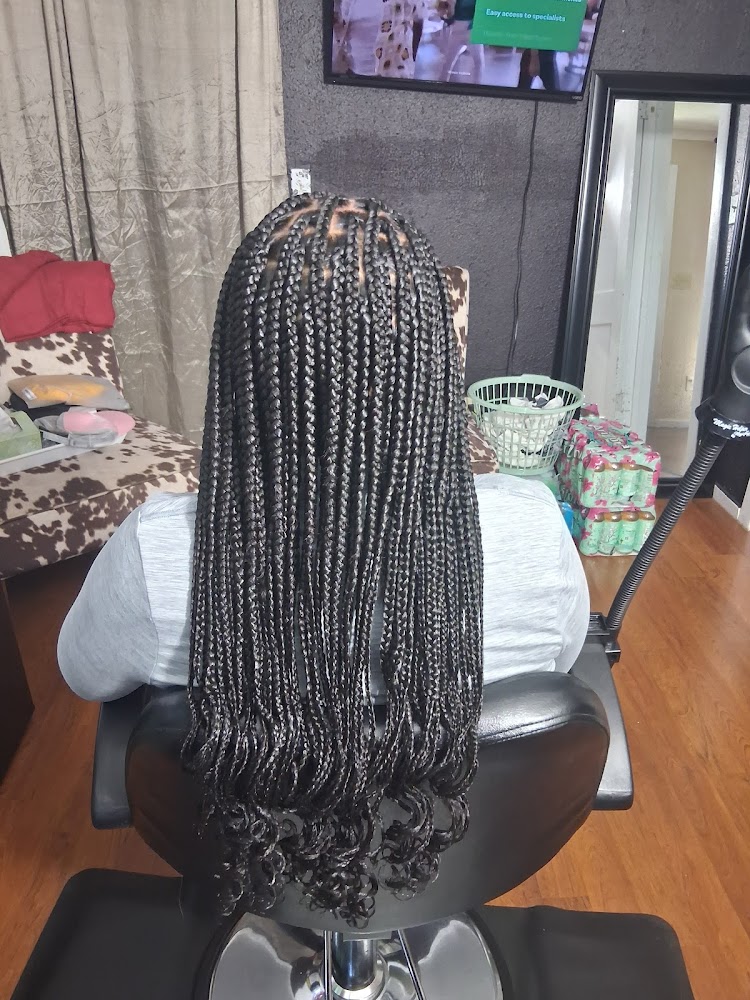 The Luxe Experience -24hr Braid Salon view 5