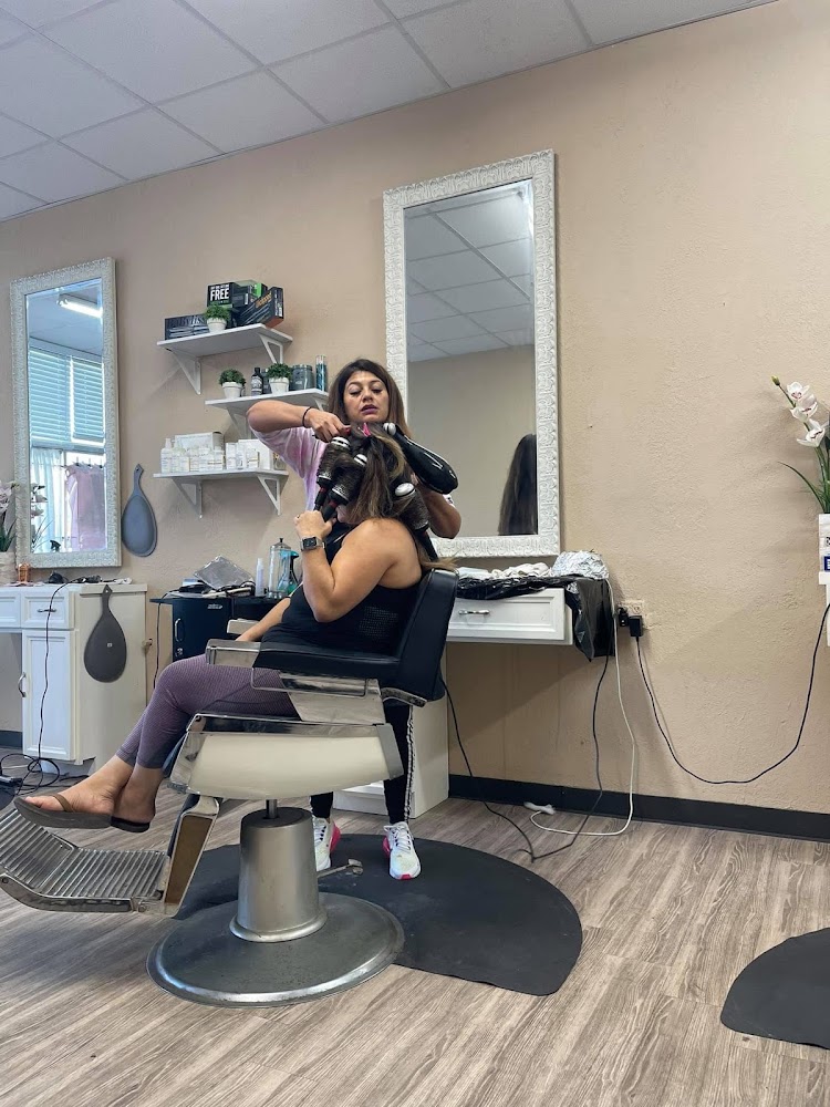 Iracema beauty salon view 2