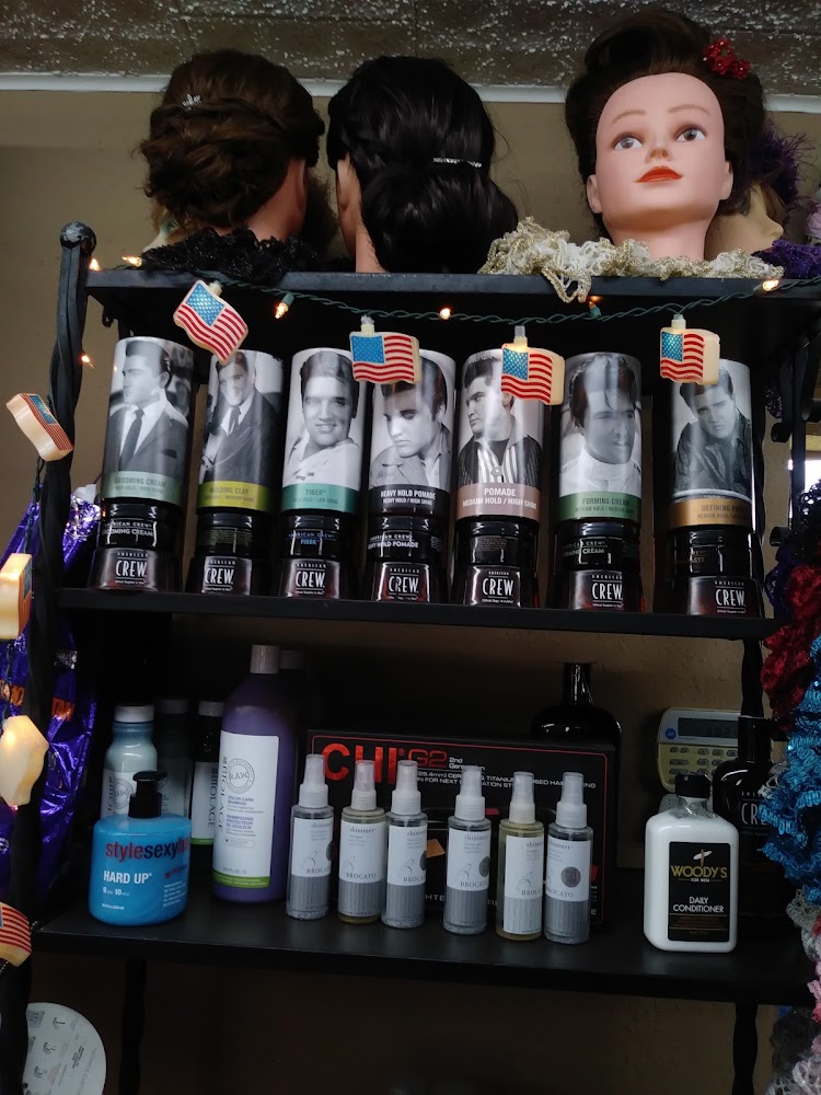 Monopoly Unisex Salon view 2