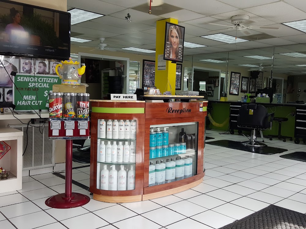 Royal Hair Center primary photo