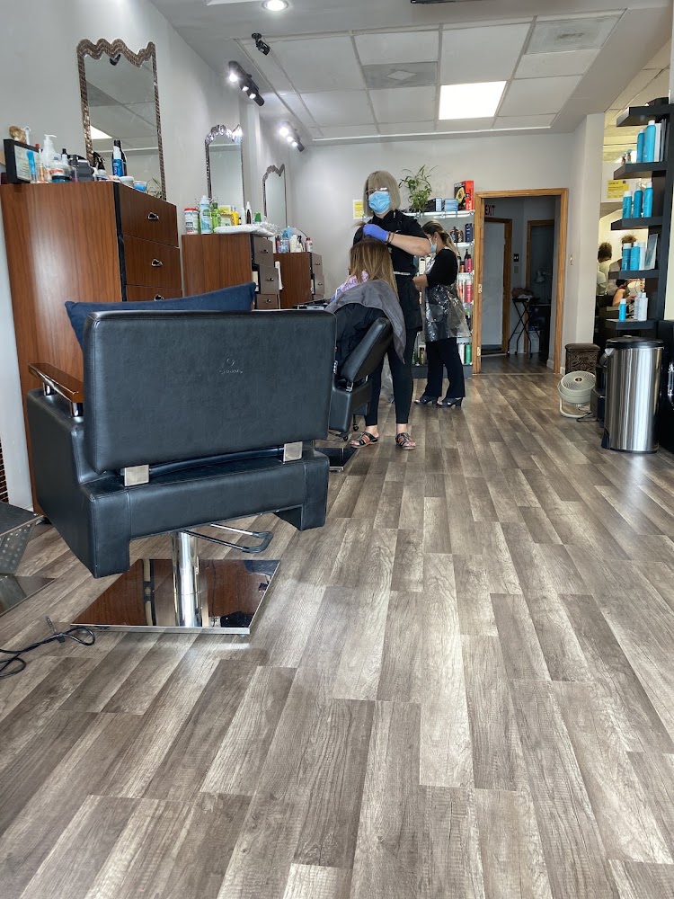 Uptown Shears Hair Salon view 2