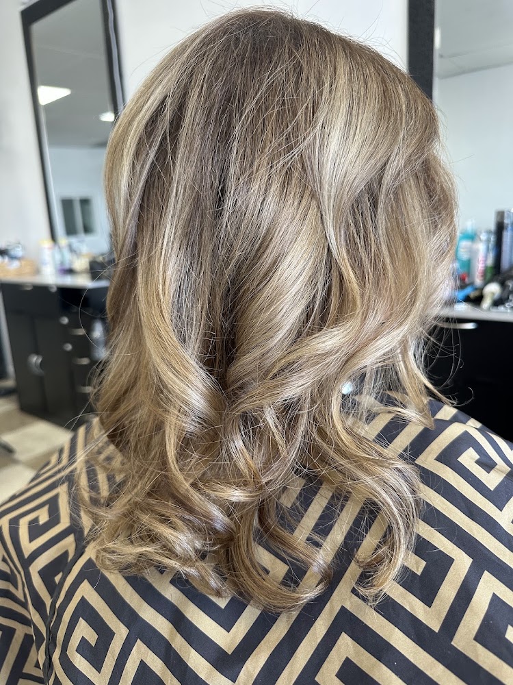 Fuzion Hair Salon primary photo