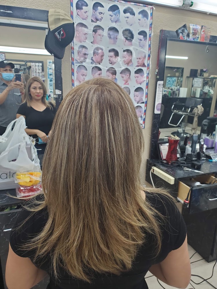 Latino Hair Salon & Barbería view 4