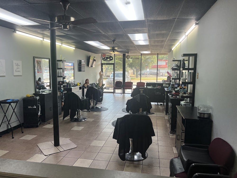 Alba’s Hair Salon view 3