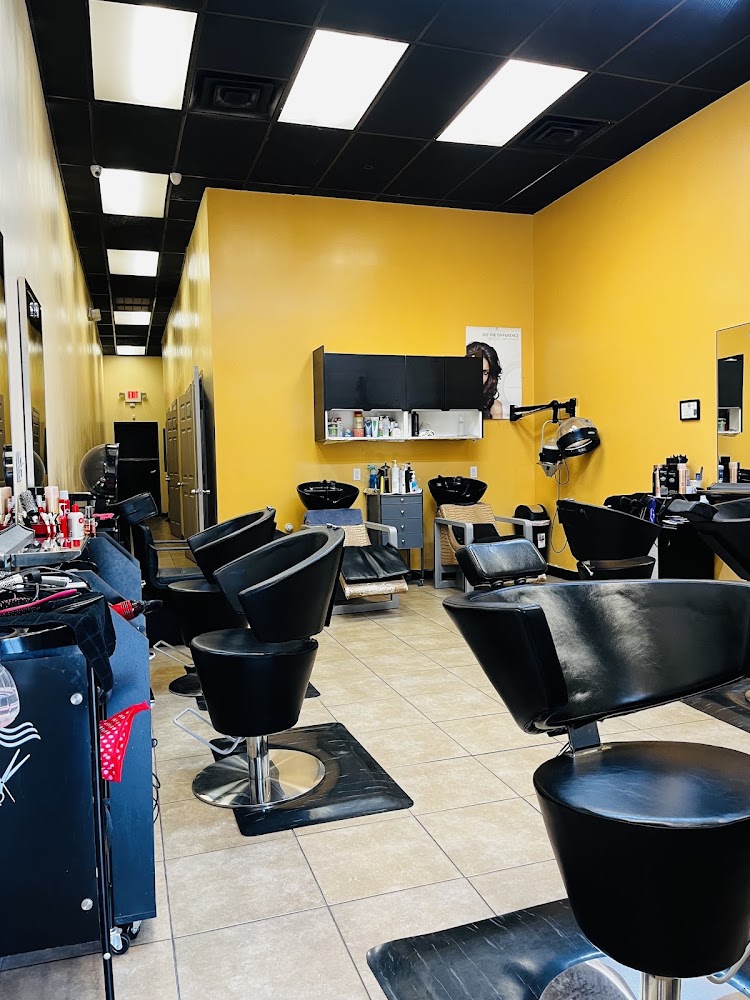 Meena's Salon view 3