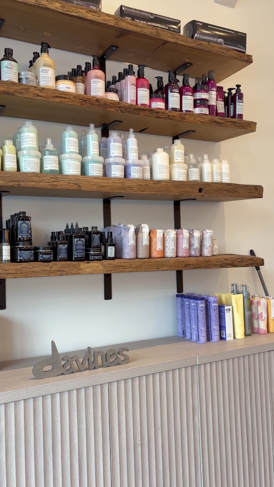 Collective Hair Co. view 3
