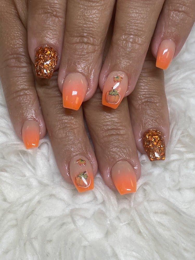 Que Bella Hair & Nails view 2