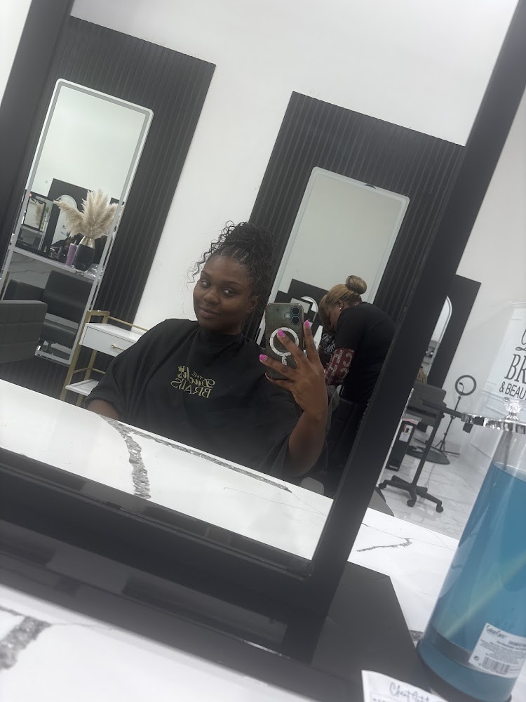 The Duchess Braids and Beauty Salon view 3
