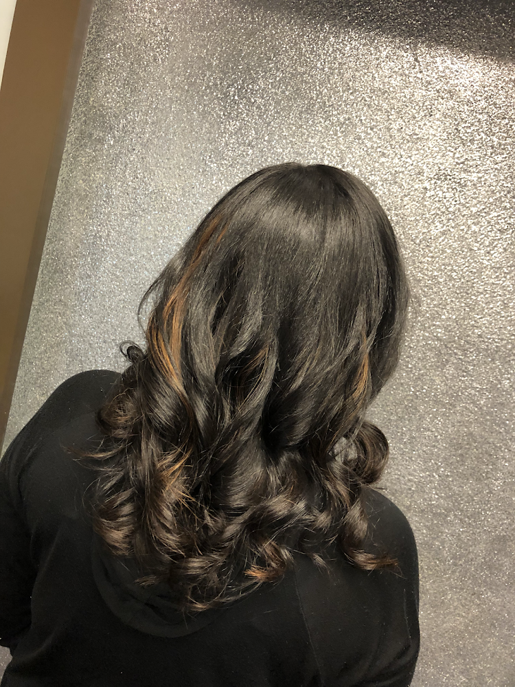 Snooty Girl Hair and Lash Studio primary photo