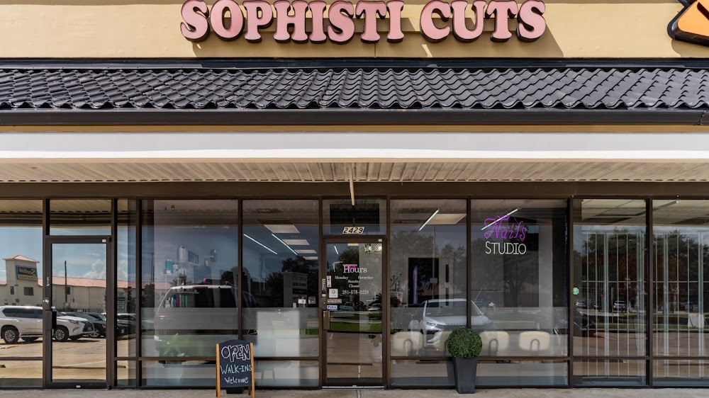 Sophisticuts - Beauty Salon, spa, nails, massage, facial, body contour, deep cleaning, view 2