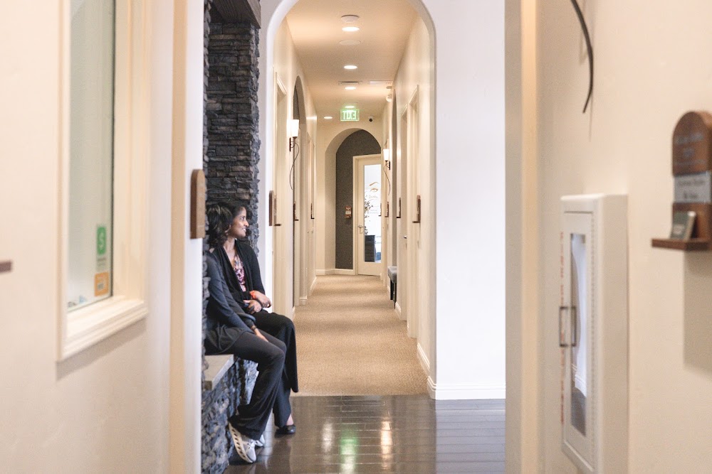Phenix Salon Suites West University view 4