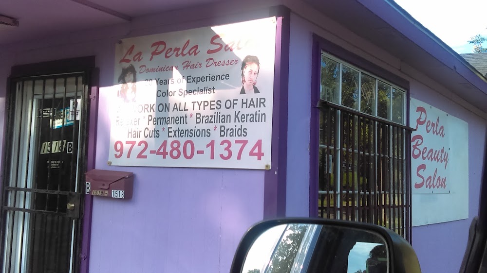 La Perla Dominican Salon view 4