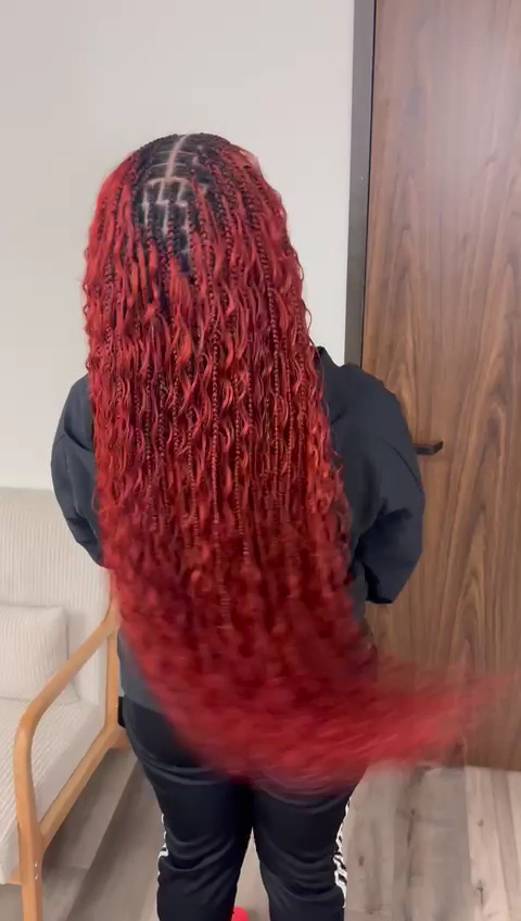 GoldenHand Braids salon view 2