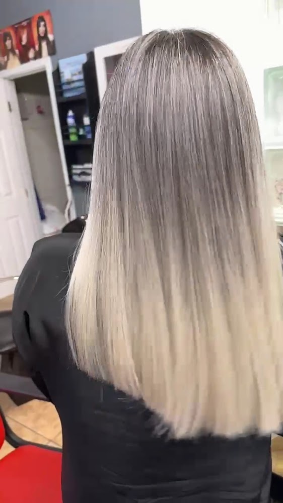 Mia`s Beauty Styles Salon view 2