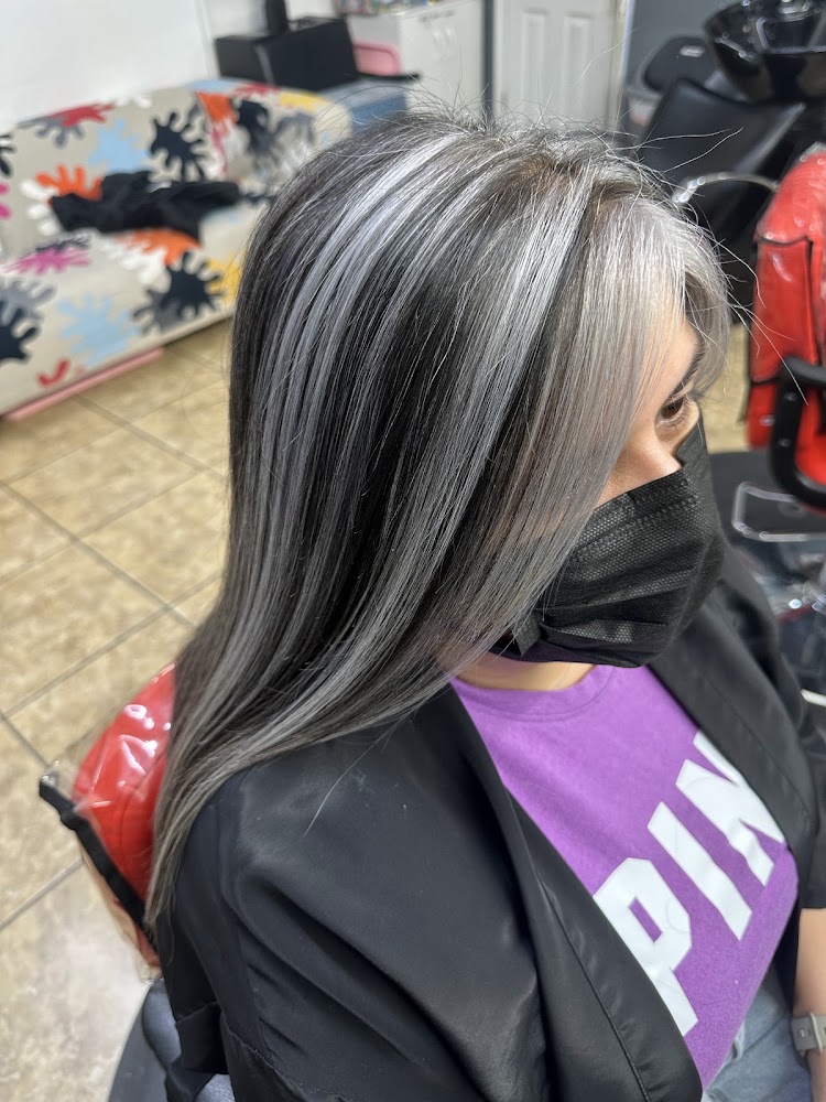 Mia`s Beauty Styles Salon view 3