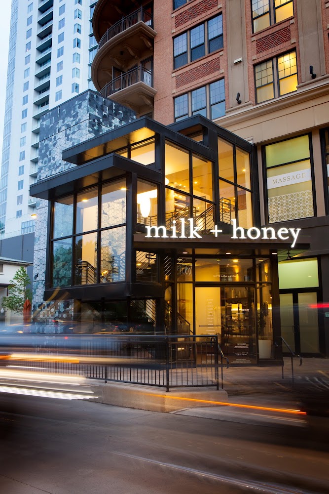 milk + honey | River Oaks view 2