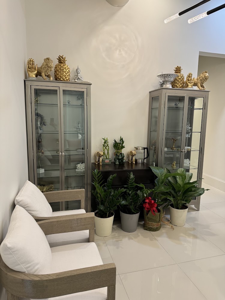 milk + honey | River Oaks view 5