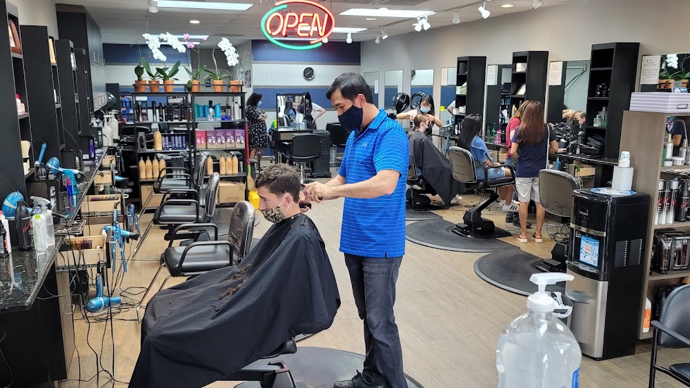 Newlooks salon primary photo