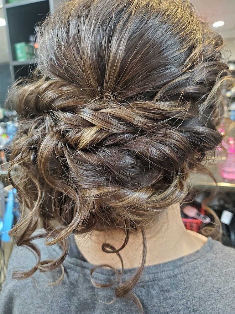 Newlooks salon view 5