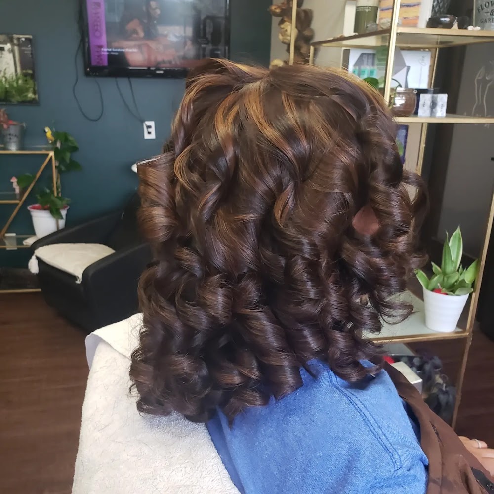 Salon Personality Hair Studio view 3