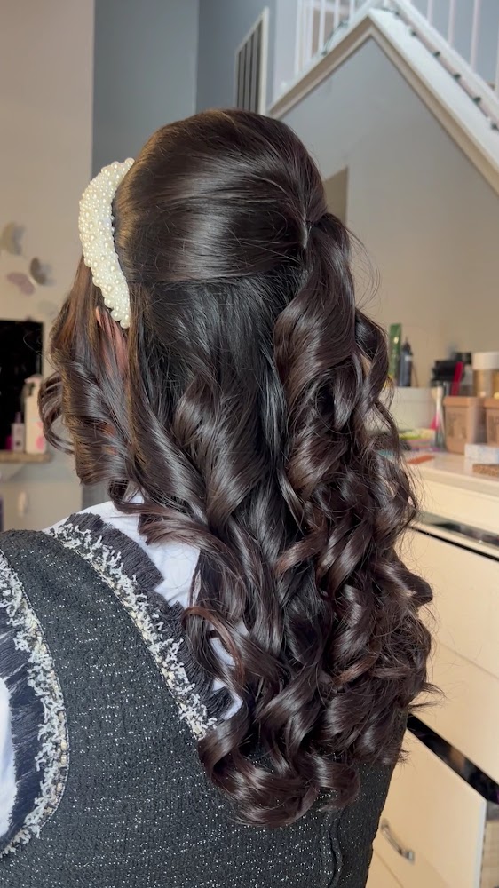 SimplyBea Salon and Suites view 5
