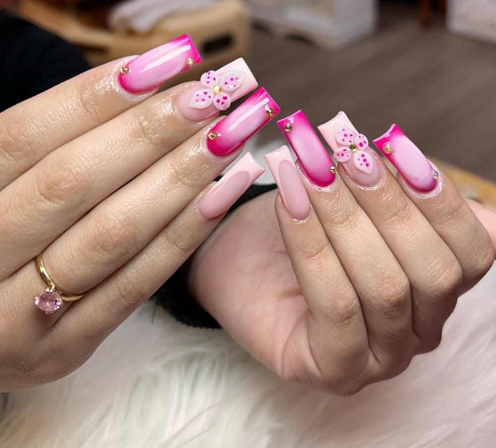 Hair and nails by Keyla view 4