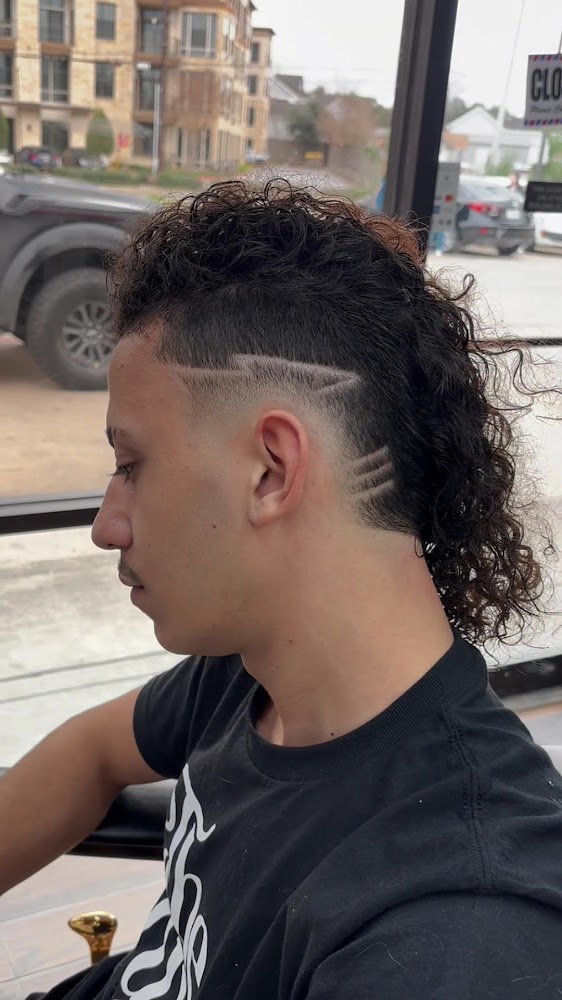 حلاق عربي - Ladies and Gents Hairsalon & Barbershop view 2