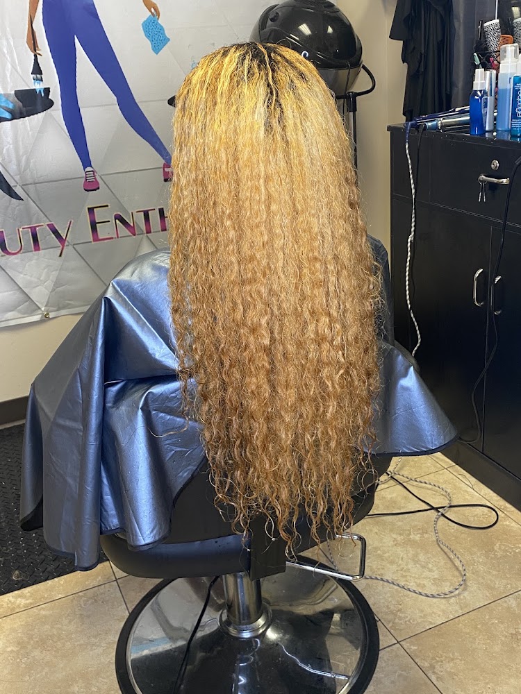 Salon Meyerland - Natural and Relaxed Black Hair in Houston view 5