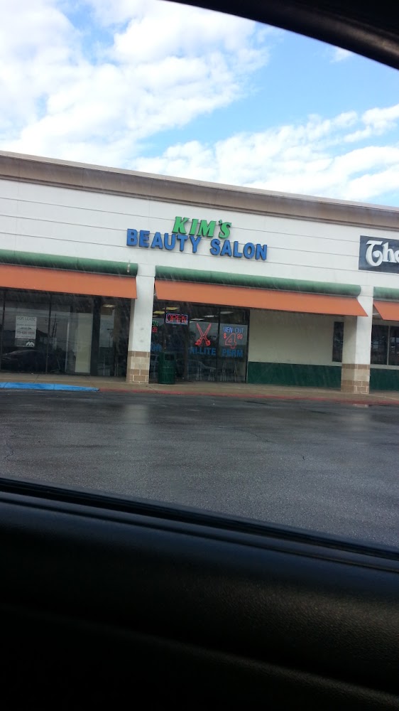 Kim's Beauty Salons | $8 Men & Boys Haircut Jones Rd & FM 1960 view 3