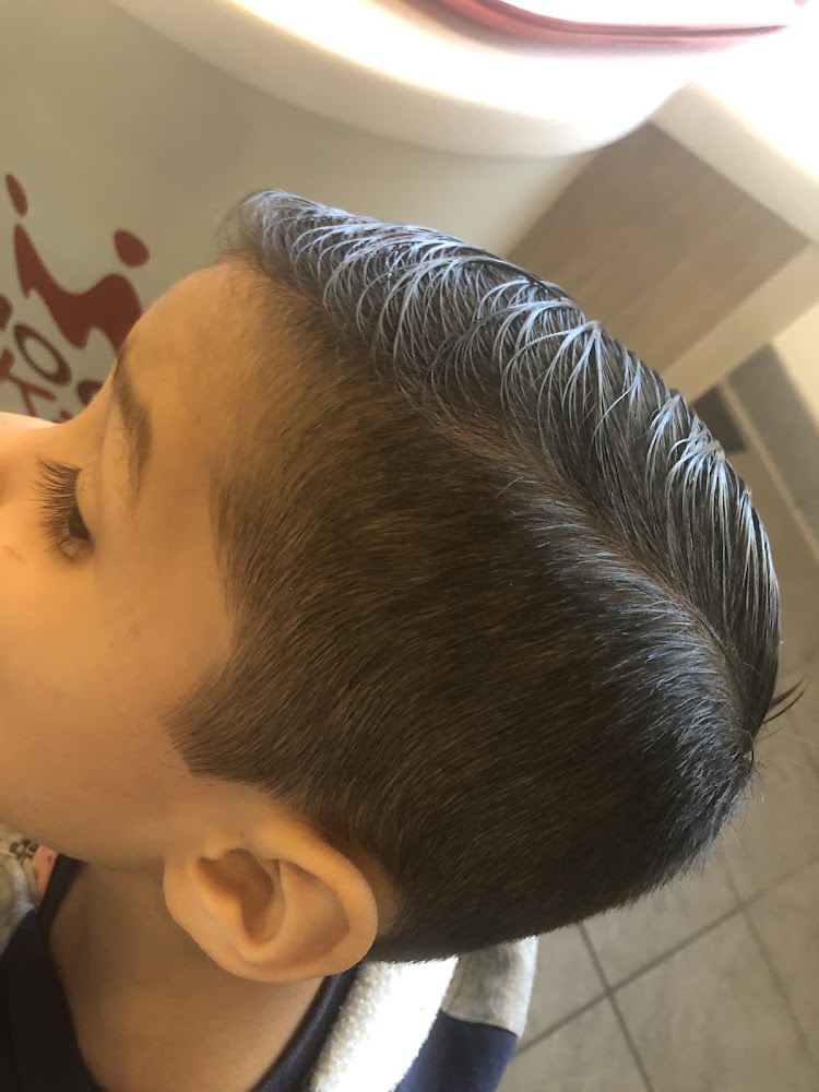 Kim's Beauty Salons | $8 Men & Boys Haircut Jones Rd & FM 1960 view 5