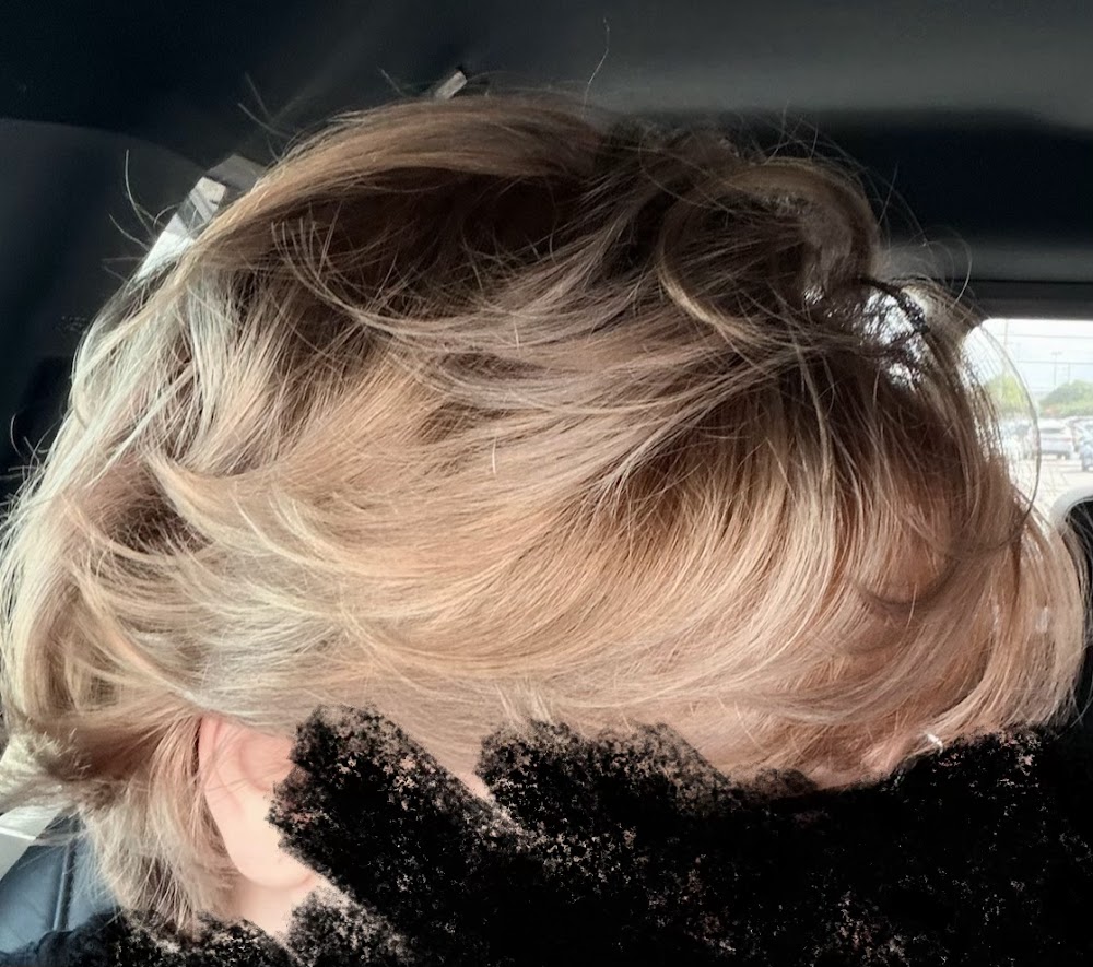 CG'S Hair Studio view 2