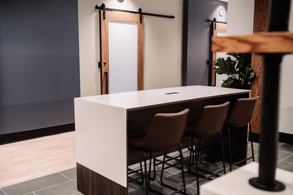 Salons by JC Park Lakes view 2