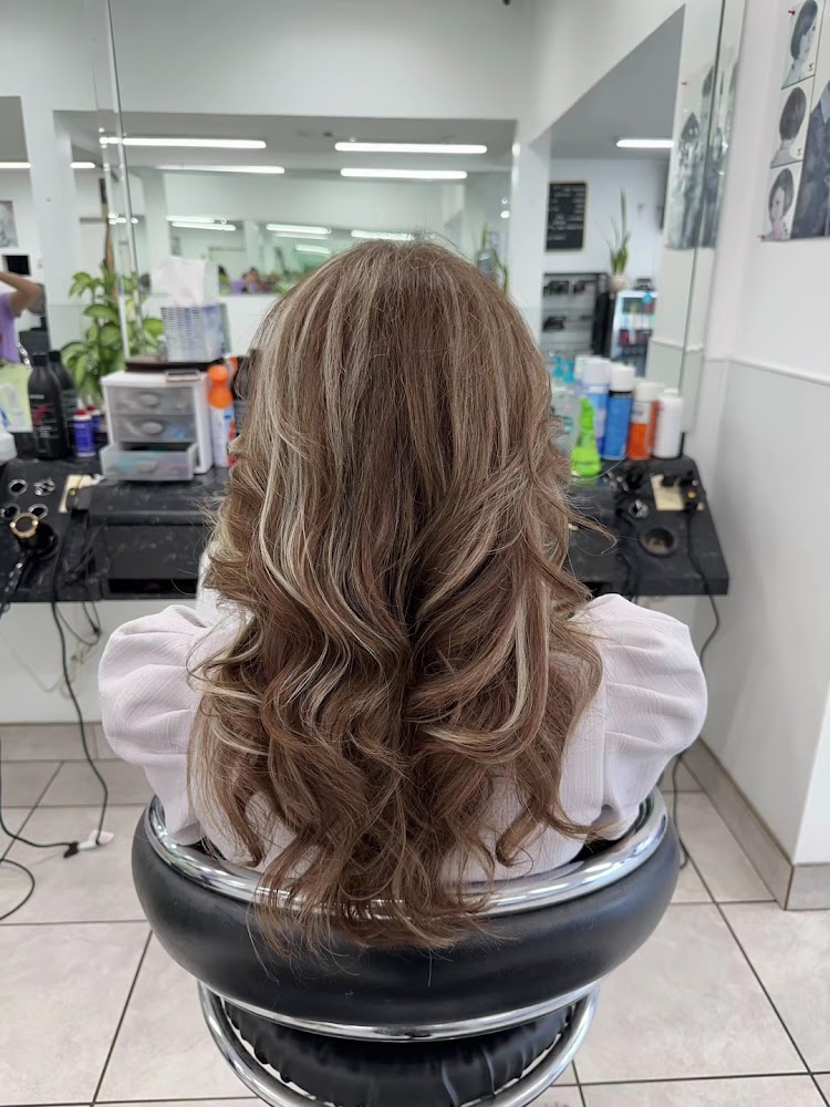 D&T Beauty Salon view 3