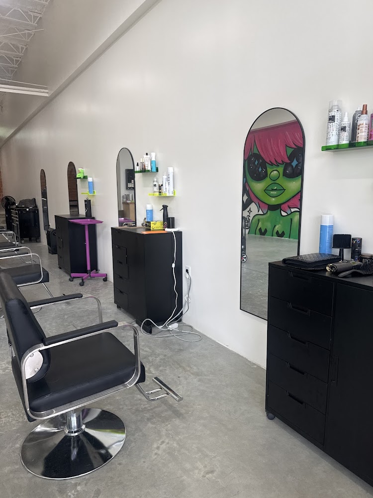 Nebula Noir Salon view 2