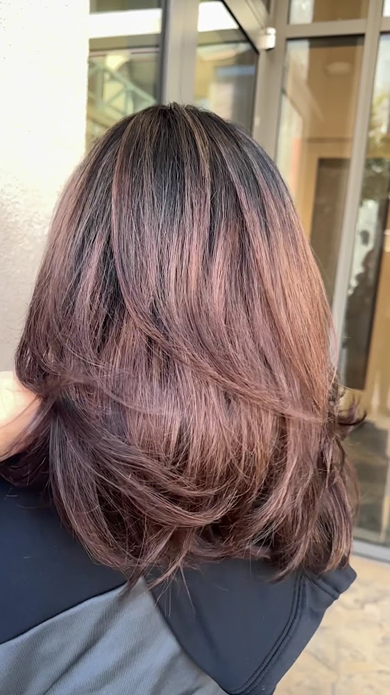 KM Hair Studio view 3